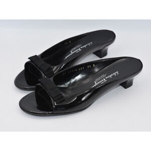 SALVATORE FERRAGAMO Black Patent Leather Open Toe Bow Slide Felicia Sandal 9.5